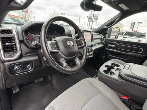 Used 2024 RAM 2500 Big Horn AWD/4WD image 12