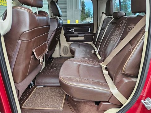 Used 2015 RAM 1500 Laramie Longhorn image 16