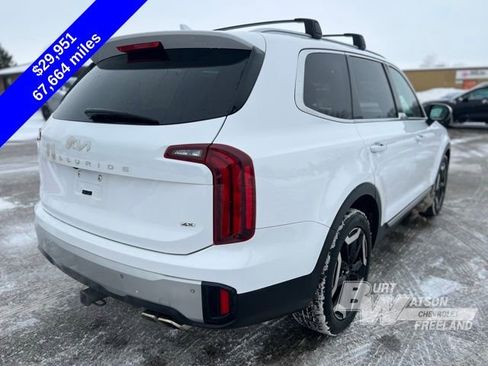 Used 2023 Kia Telluride S image 6