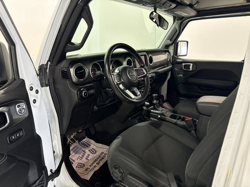 Used 2021 Jeep Wrangler Unlimited Sahara image 14