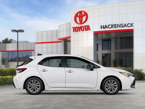 New 2026 Toyota Corolla SE image 12