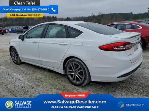Used 2017 Ford Fusion SE w/ Equipment Group 201A image 3