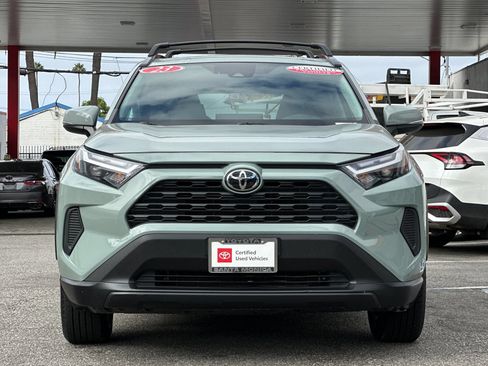 Certified 2023 Toyota RAV4 XLE w/ Convenience Package FWD image 9