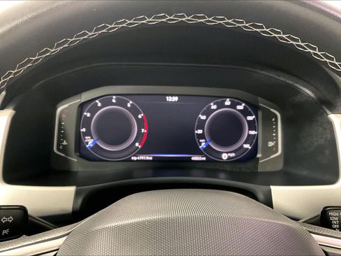 Used 2023 Volkswagen Atlas SE image 26