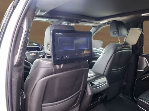 Used 2022 Cadillac Escalade Sport Platinum w/ LPO, ONYX Package AWD/4WD image 28
