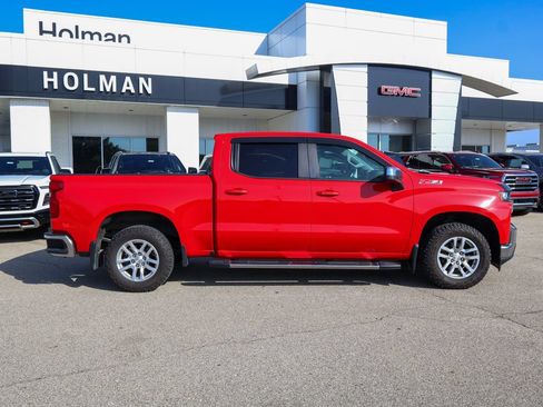 Used 2020 Chevrolet Silverado 1500 LT w/ All-Star Edition AWD/4WD image 2