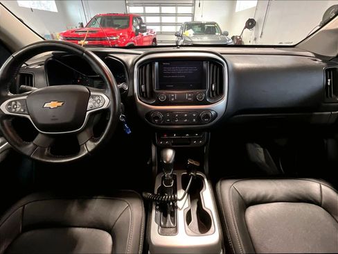 Used 2022 Chevrolet Colorado LT w/ Luxury Package image 21