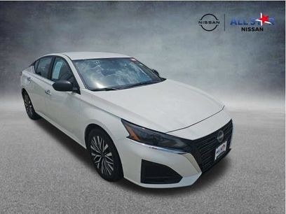 Used 2025 Nissan Altima 2.5 SV