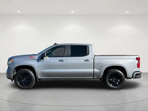 Used 2024 Chevrolet Silverado 1500 RST w/ Z71 Off-Road Package AWD/4WD image 2