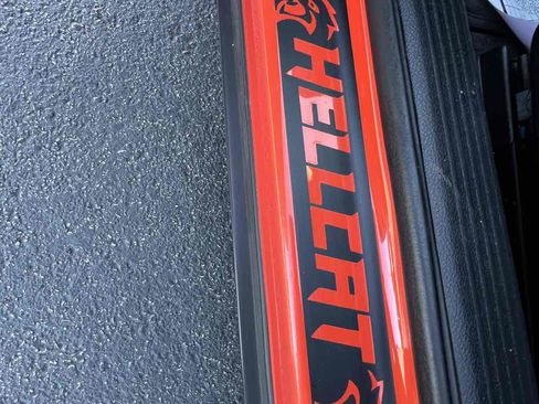 Used 2017 Dodge Challenger SRT Hellcat image 13