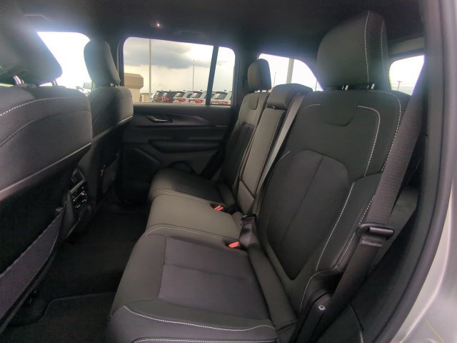 New 2026 Jeep Grand Cherokee Laredo RWD image 15