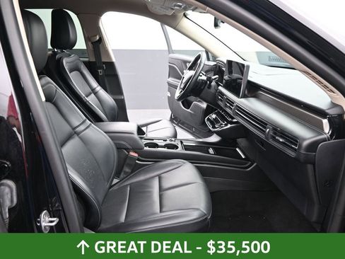 Used 2024 Lincoln Corsair Reserve image 47