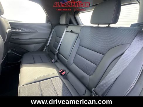 Used 2023 Chevrolet TrailBlazer RS w/ Sun and Liftgate Package image 16
