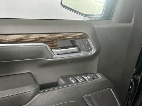 Used 2024 GMC Sierra 1500 Elevation image 15