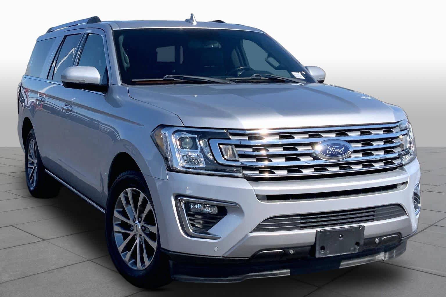 Used 2018 Ford Expedition Max Limited RWD image 3