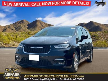 Used 2024 Chrysler Pacifica Touring-L