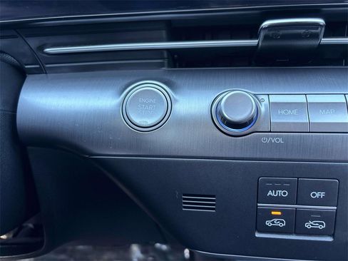 Used 2024 Hyundai Kona SEL image 30