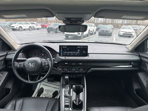 Used 2023 Honda Accord EX-L image 12