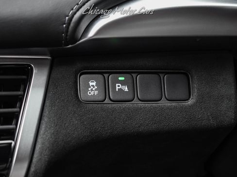 Used 2017 Acura NSX AWD/4WD image 10
