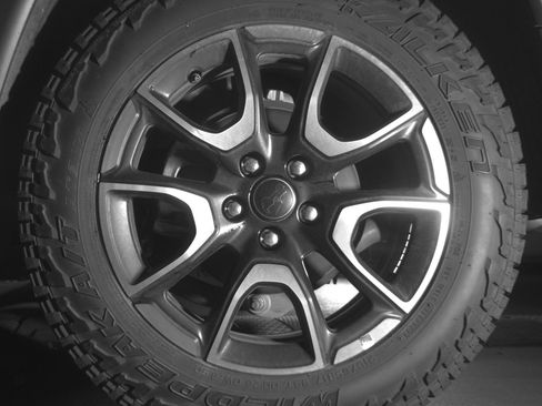 Used 2025 Jeep Compass Trailhawk AWD/4WD image 14