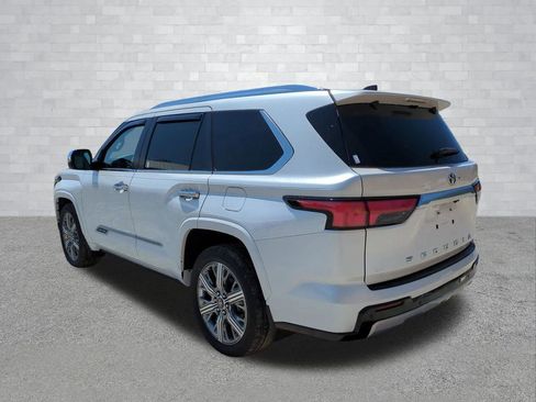 Used 2025 Toyota Sequoia 4WD image 7