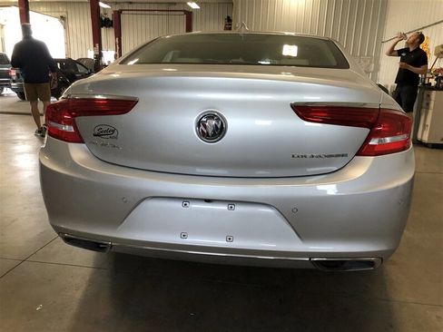 Used 2017 Buick LaCrosse Essence image 22
