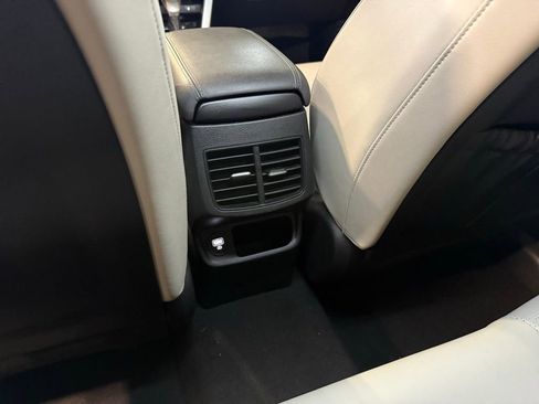 Certified 2021 Kia Seltos SX w/ SX Sunroof Package image 27