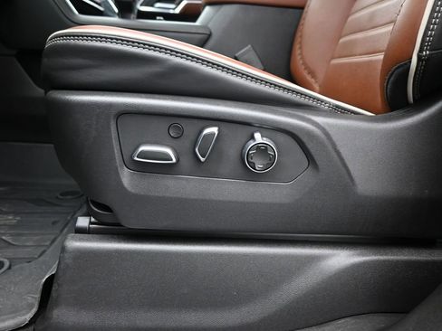 Used 2023 GMC Sierra 1500 Denali Ultimate image 13