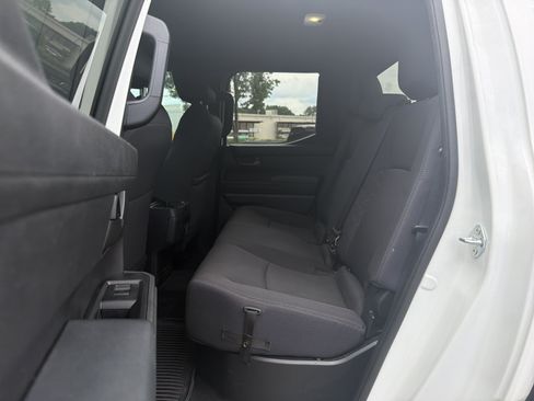 Used 2024 Toyota Tacoma SR5 AWD/4WD image 28