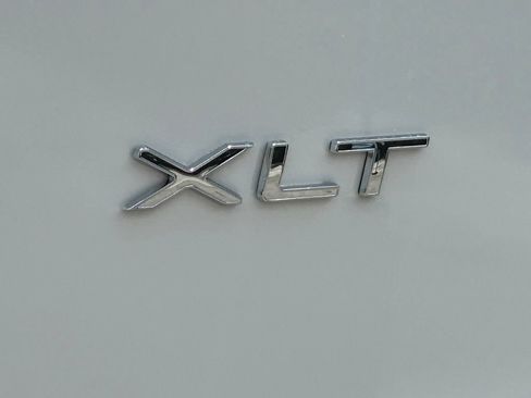 Certified 2025 Ford Transit 350 XLT RWD image 20