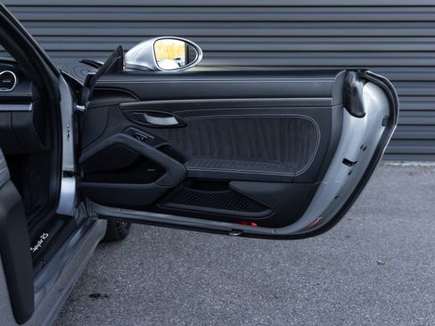 Used 2025 Porsche 718 Boxster Spyder RS image 26