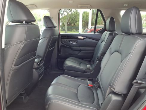 Used 2023 Honda Pilot EX-L image 8