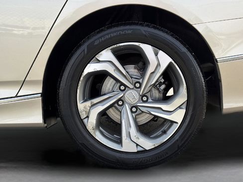 Certified 2019 Honda Accord EX-L image 12