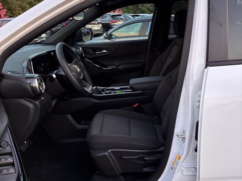 Used 2026 Chevrolet Equinox LT FWD image 26