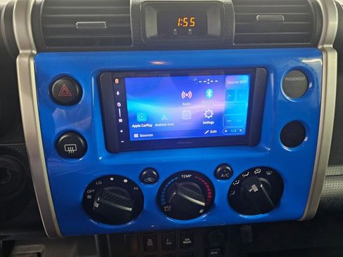 Used 2007 Toyota FJ Cruiser 4WD image 22