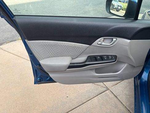 Used 2015 Honda Civic LX image 24