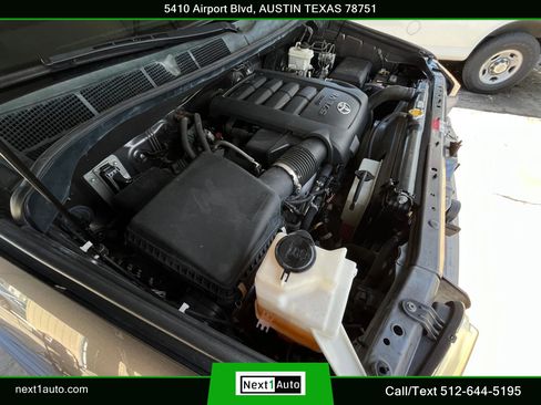 Used 2012 Toyota Tundra 2WD CrewMax w/ SR5 Pkg image 31