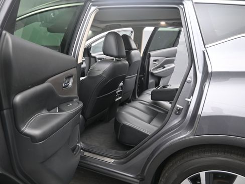 Used 2024 Nissan Murano SL image 14