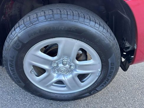 Used 2011 Toyota RAV4 4WD w/ Base L4 Extra Value Pkg image 33