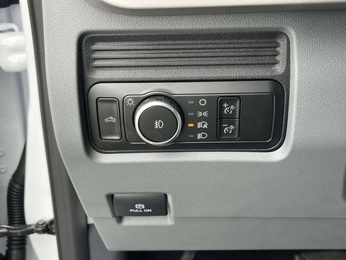 New 2026 Ford F550 4x4 Regular Cab Super Duty image 25