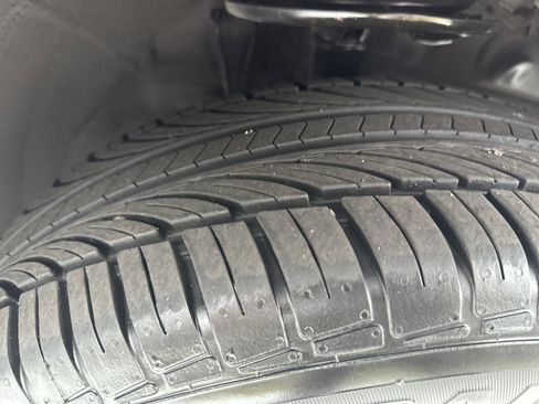 Used 2018 Toyota RAV4 XLE image 12