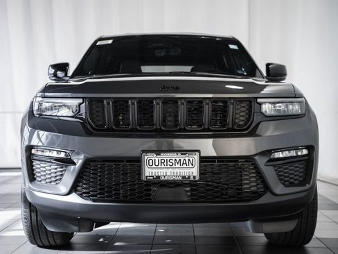 New 2025 Jeep Grand Cherokee Limited image 2