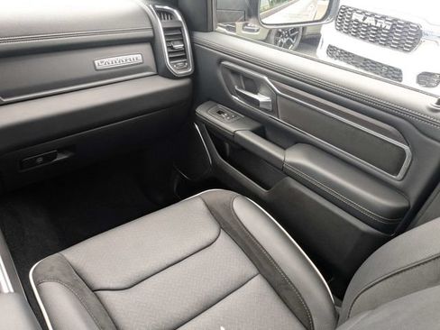 Used 2026 RAM 1500 Laramie AWD/4WD image 18