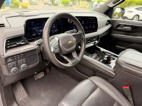 Used 2025 Chevrolet Tahoe LT AWD/4WD image 7