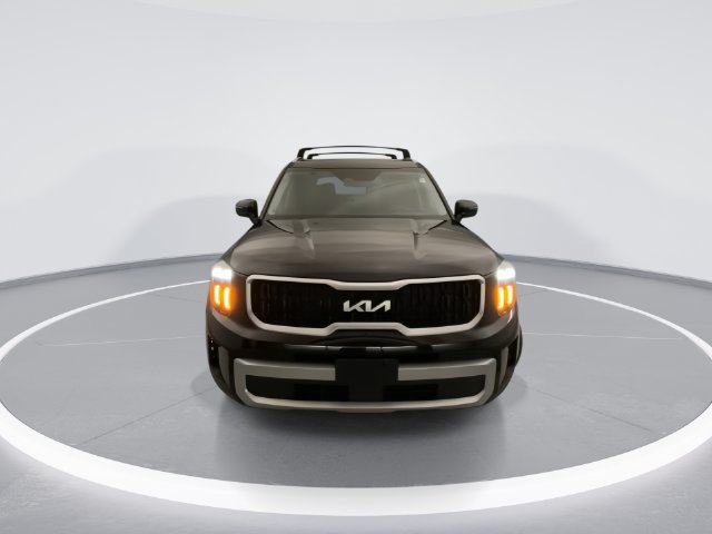 Used 2024 Kia Telluride EX w/ EX Captain's Chair Package AWD/4WD image 9
