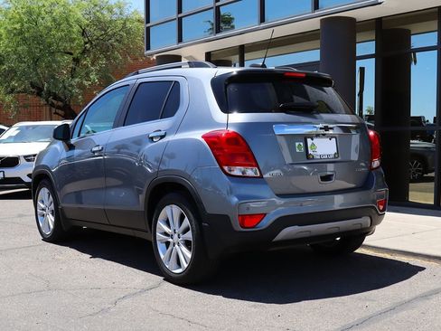 Used 2020 Chevrolet Trax Premier w/ LPO, Protection Package FWD image 9