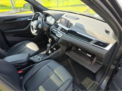 Used 2019 BMW X1 xDrive28i w/ Convenience Package AWD/4WD image 5