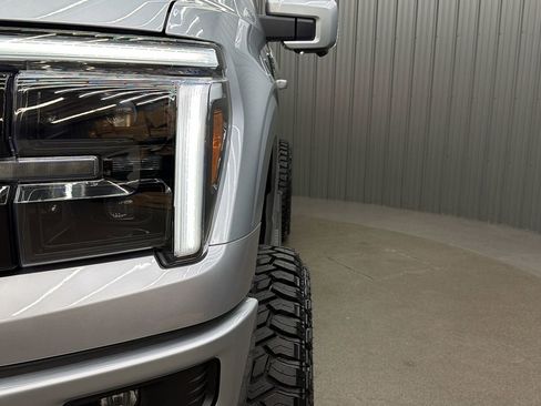 Used 2025 Ford F150 Lariat AWD/4WD image 13