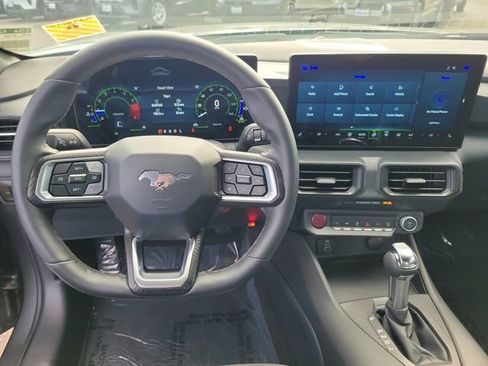 Used 2026 Ford Mustang Coupe RWD image 4
