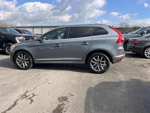 Used 2016 Volvo XC60 T6 Platinum image 6